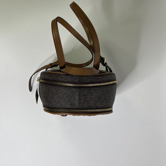 Michael Kors Rhea Medium Pleated Logo Backpack Brown Acorn NWT - Picture 4 of 16